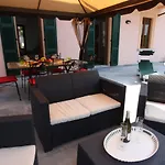 דירה Pitel House
